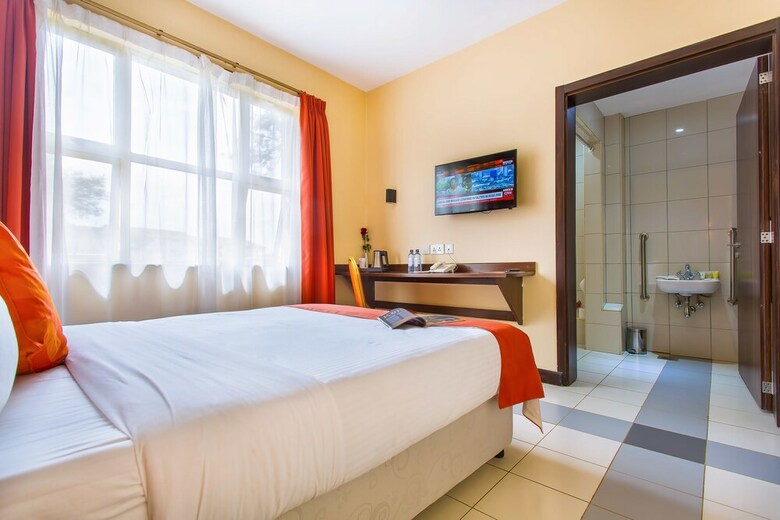 Hotel Qaribu Inn