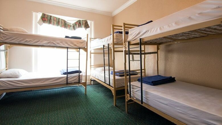 Hostal Amsterdam Hostel