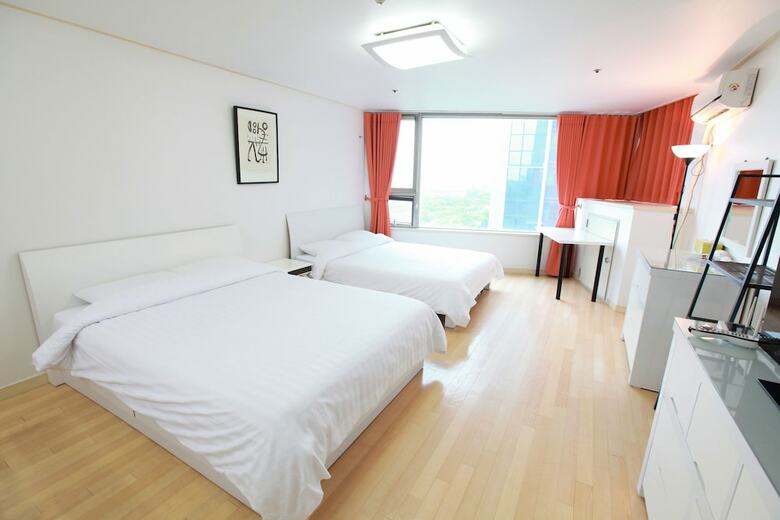 Apartamentos Aplex Residence