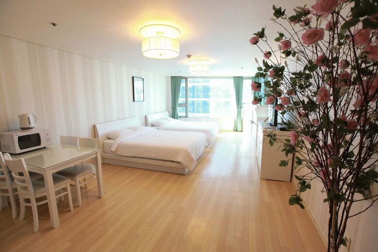 Apartamentos Aplex Residence