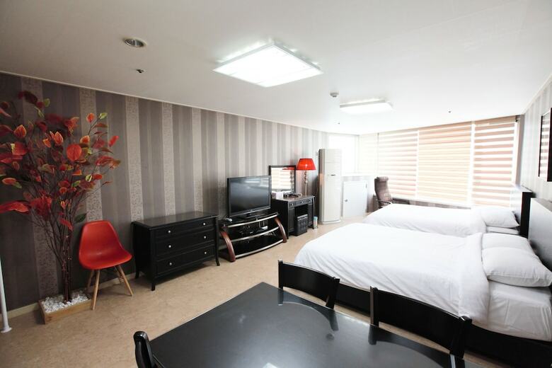Apartamentos Aplex Residence