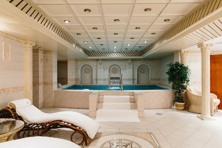 Grand Hotel Emerald