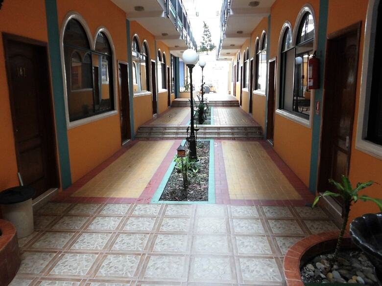 Hotel Francisco III