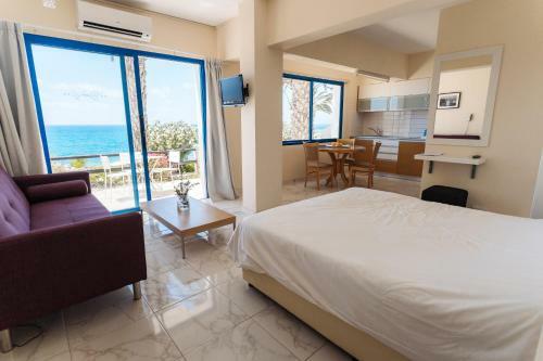 Aparthotel Vrachia Beach Resort