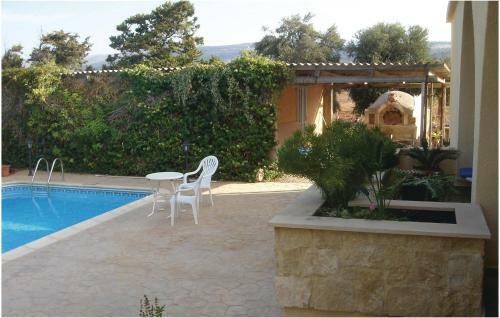 Holiday Home Pegia Paphos St George Avenue I