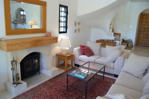 Kamares Villa