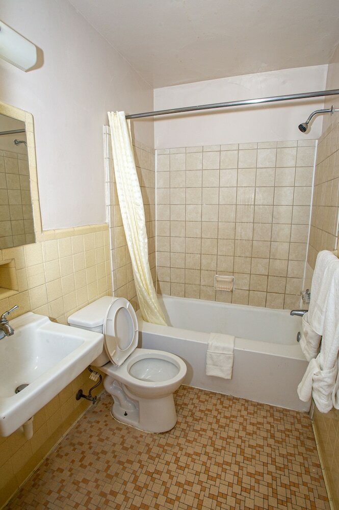 Motel Coach House