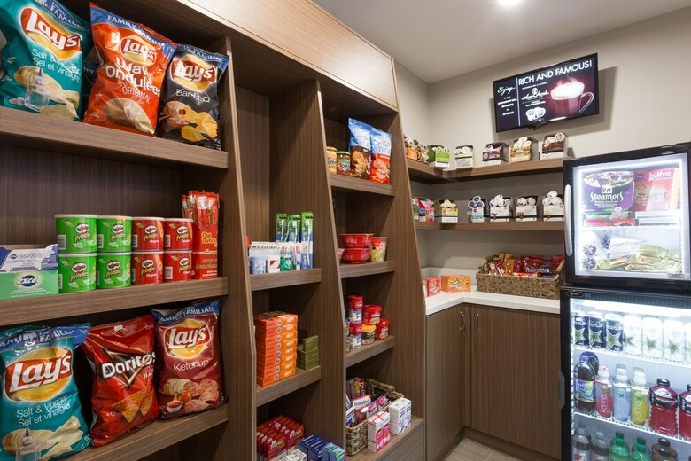 Hotel Microtel Inn & Suites By Wyndham Fort St John