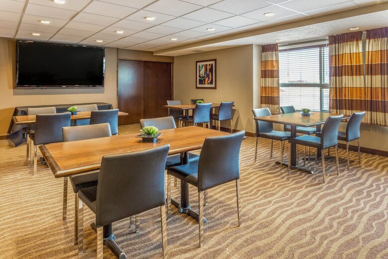 Hotel Microtel Inn & Suites By Wyndham Fort St John