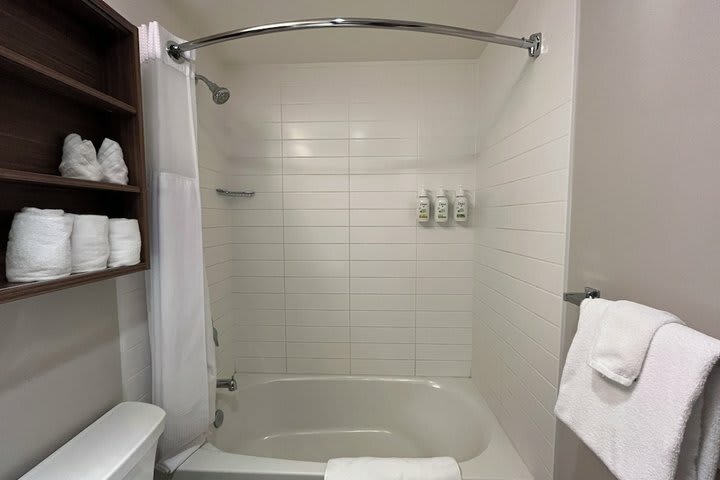 Hotel Microtel Inn & Suites By Wyndham Fort St John