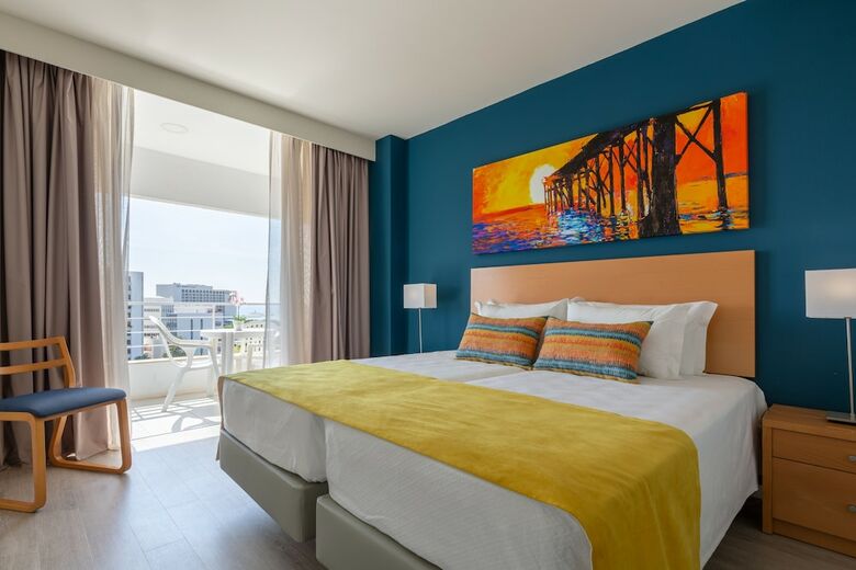 Aparthotel Luna Olympus