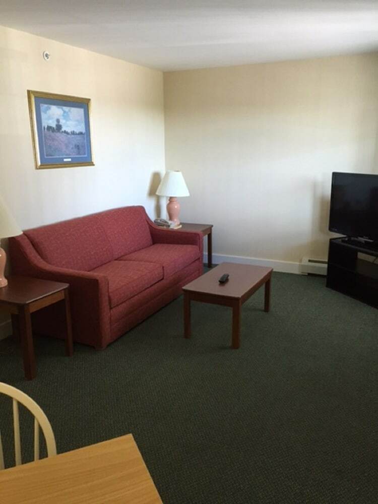 Ogunquit Hotel & Suites