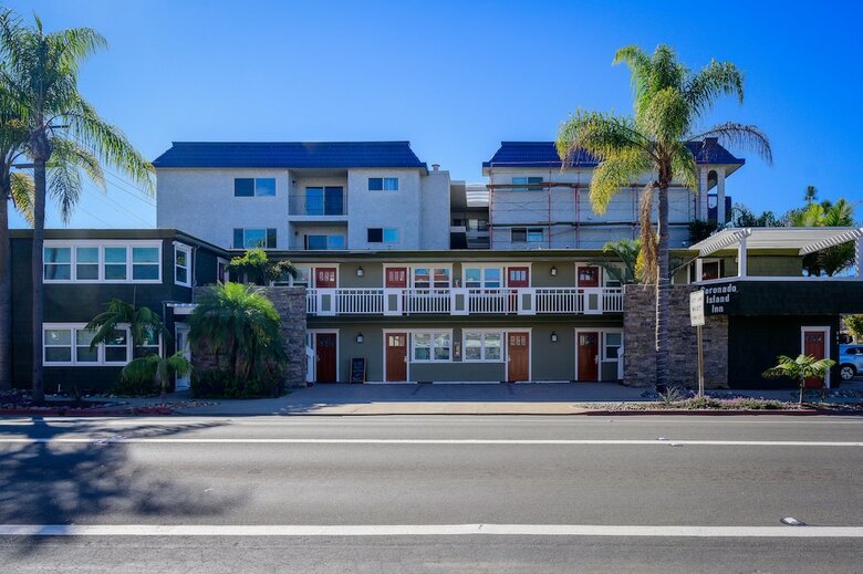Motel Coronado Island Inn