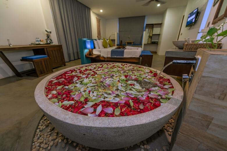 Hotel Chez Moi Suite And Spa