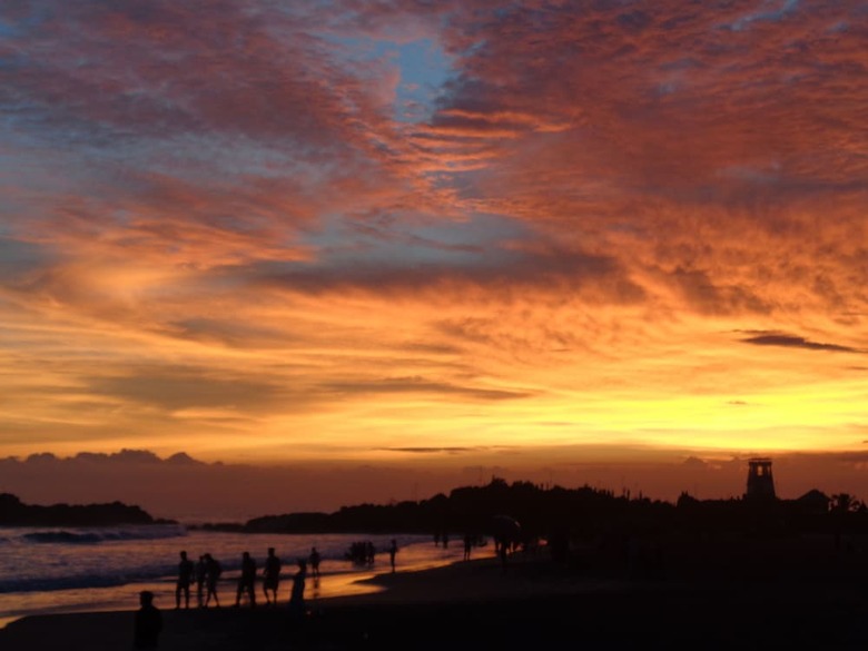 Unwind Hotels And Resort