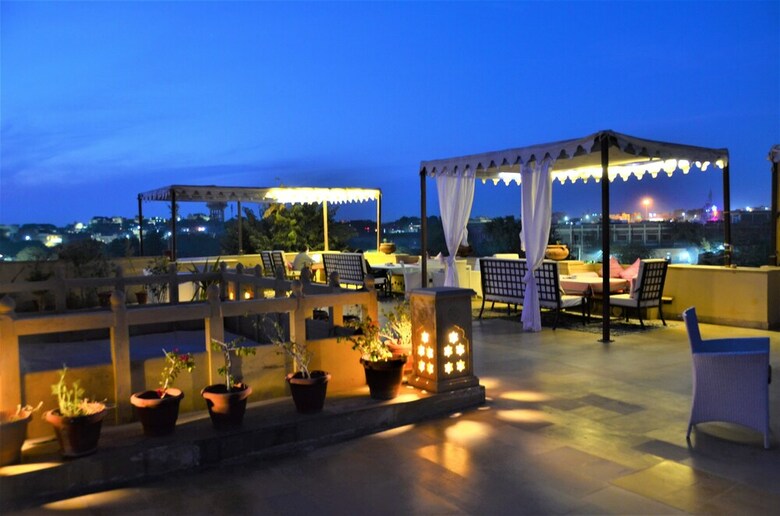 Hotel The Gulaal