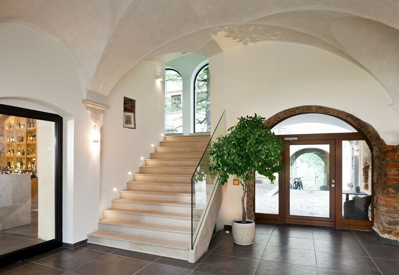 Uroczysko Siedmiu Staw�w Luxury Hotel