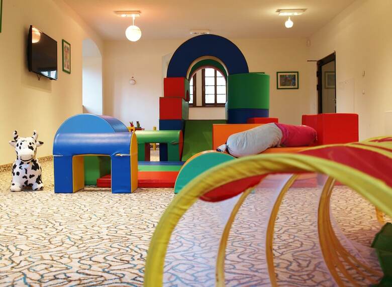 Uroczysko Siedmiu Staw�w Luxury Hotel