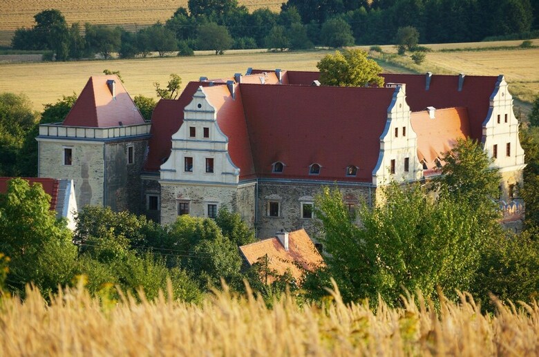 Uroczysko Siedmiu Staw�w Luxury Hotel