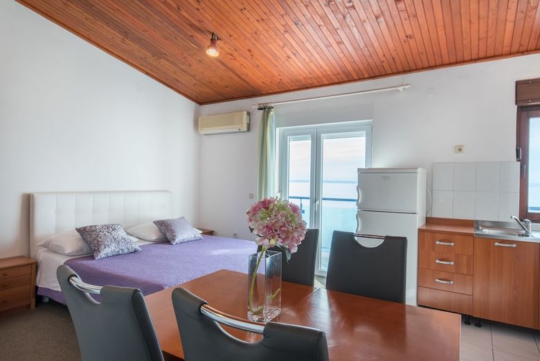 Hotel Beachfront Villa Mediteran