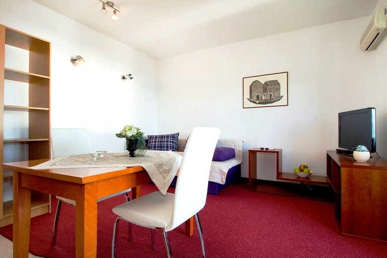 Hotel Beachfront Villa Mediteran