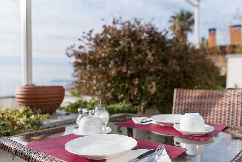 Hotel Beachfront Villa Mediteran