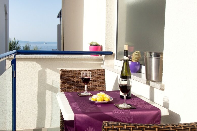 Hotel Beachfront Villa Mediteran