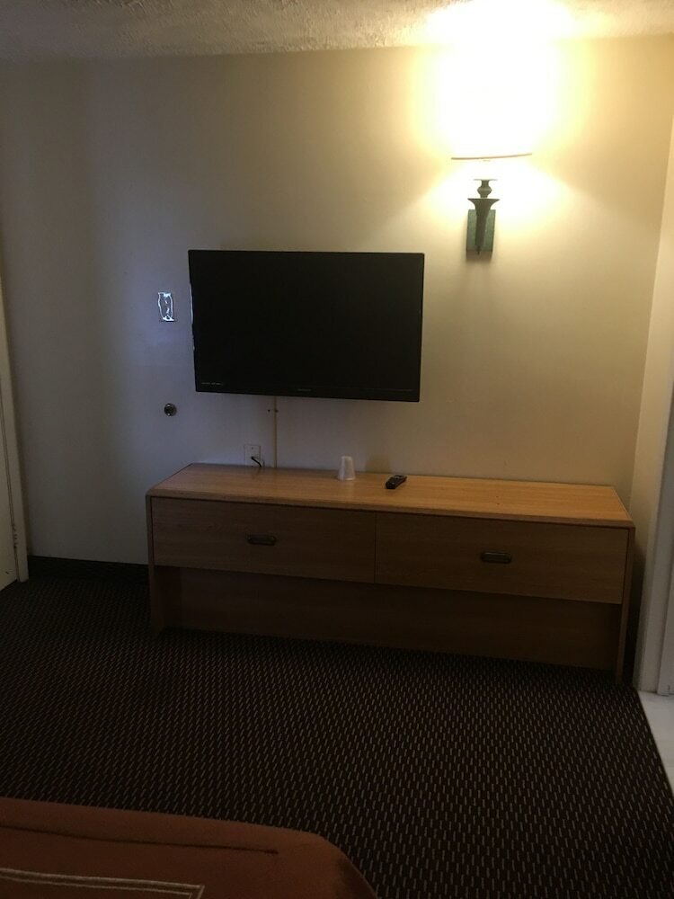Caravan Motel