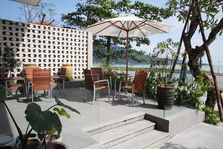 Dan Oasis Beach Hotel And Apartment