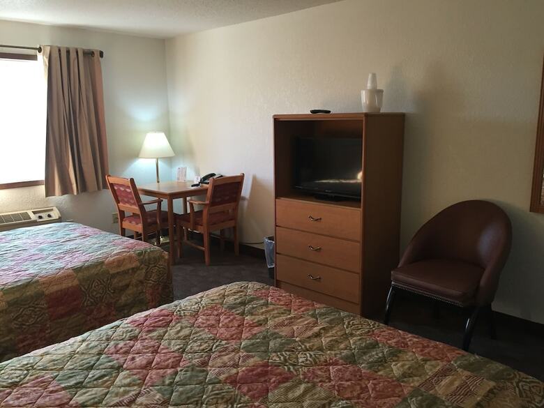 Hotel Americas Best Value Inn Grand Forks