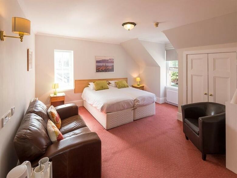 Woodside Hotel