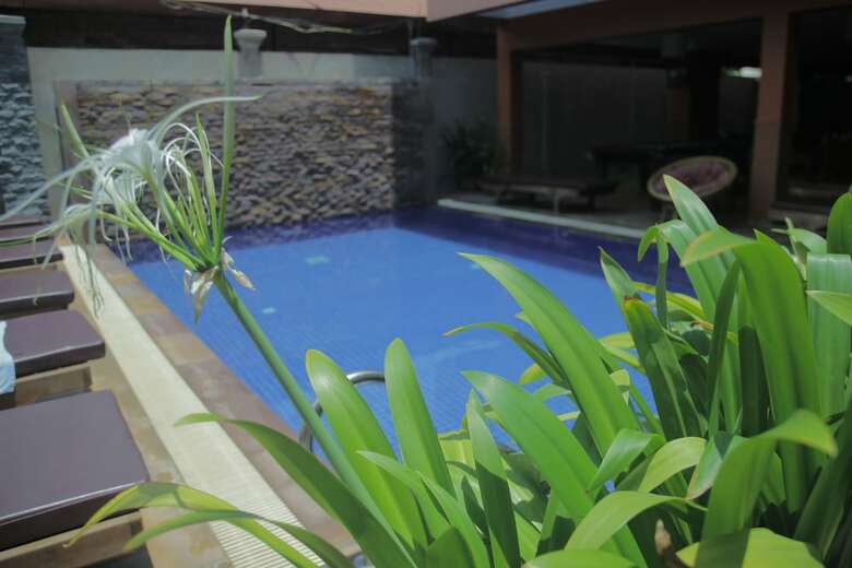 Hotel Jasmine Lodge
