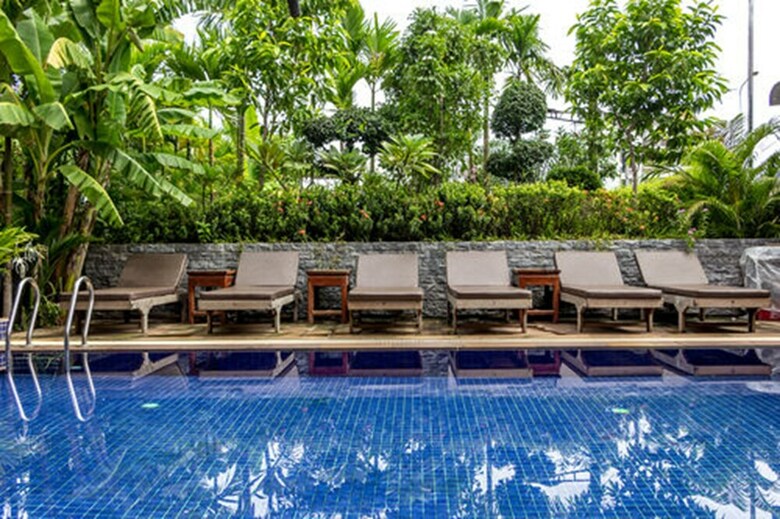 Hotel Jasmine Lodge