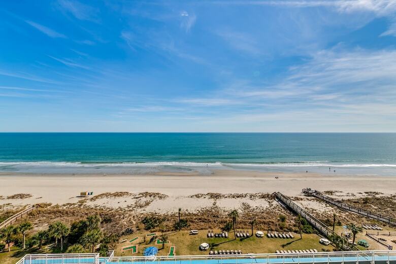 Hotel Dunes Village Resort