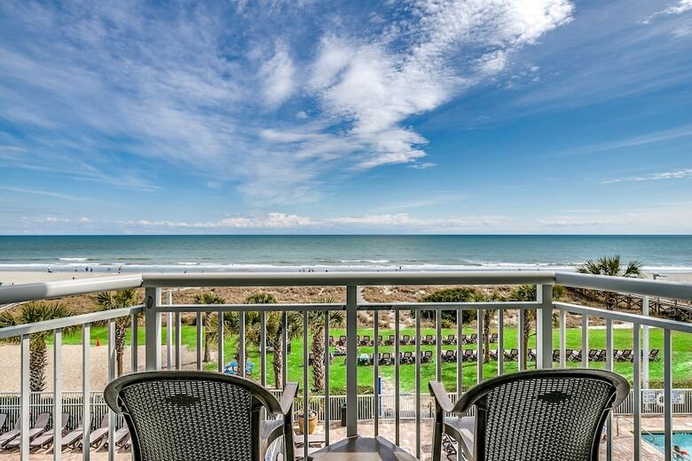 Hotel Dunes Village Resort