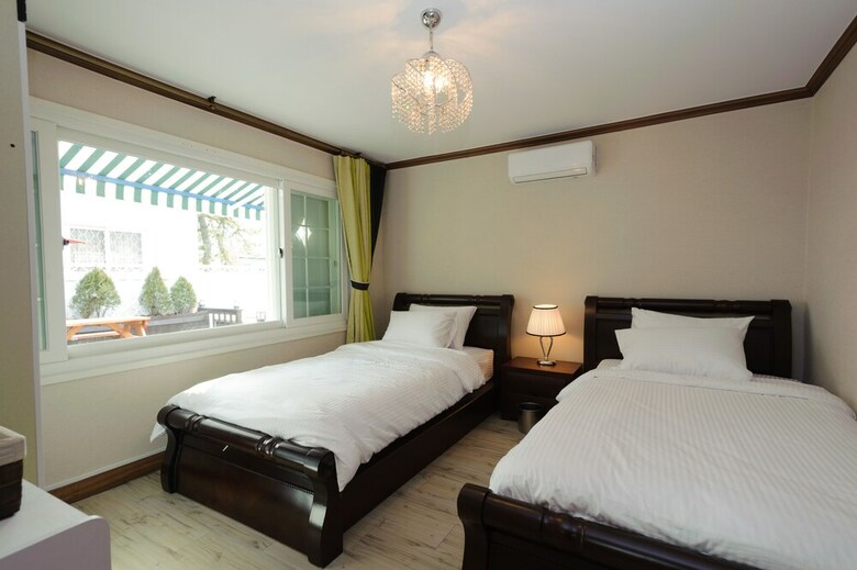 Hotel Big John's Place