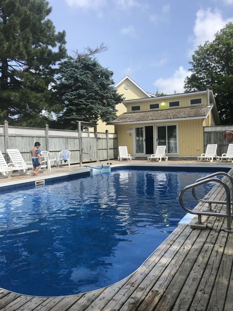 The Cavendish Motel