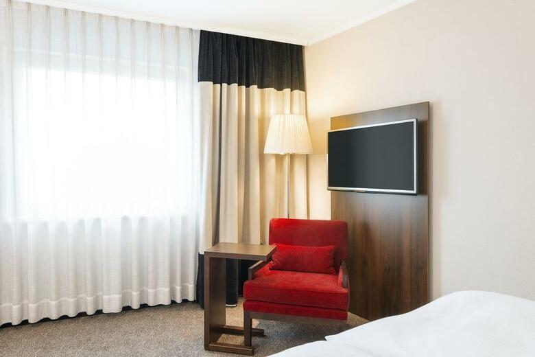 Hotel NH D�sseldorf City-nord