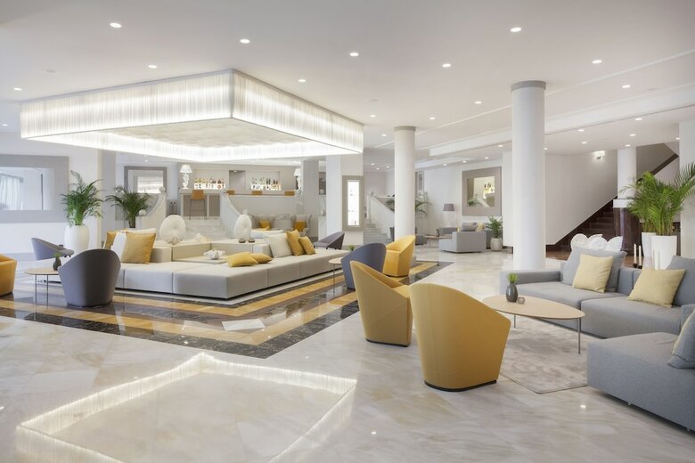 Voi Grand Hotel Mazzar� Sea Palace