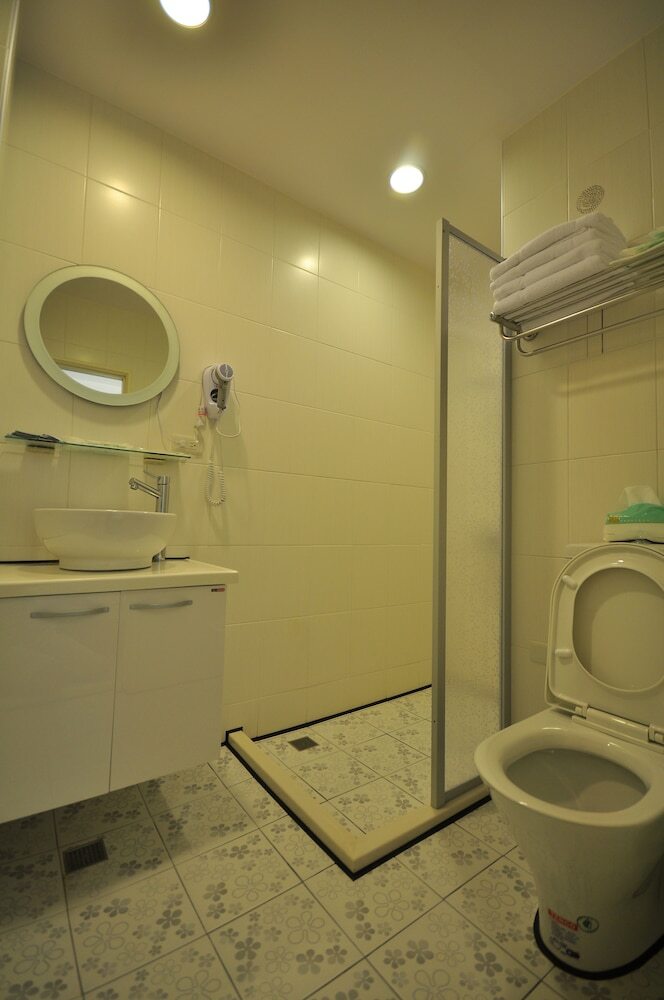 Yurong B&B