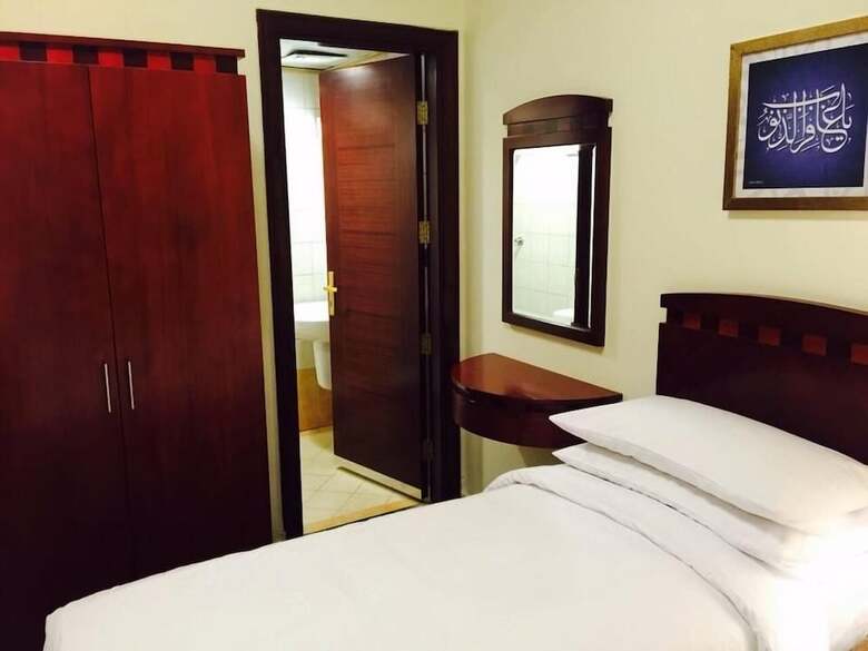 Al Eiman Al Qibla Hotel