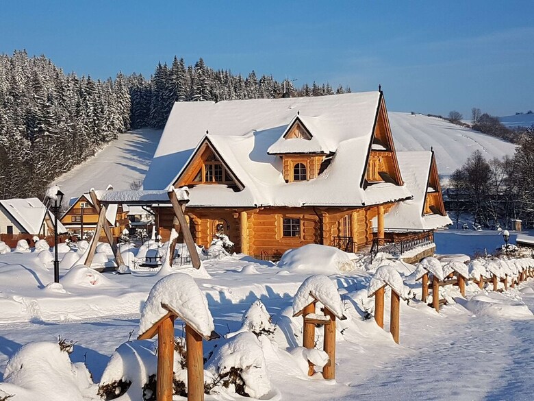 Osada Maruszyna - Luksusowe Domki (Luxury Chalets)