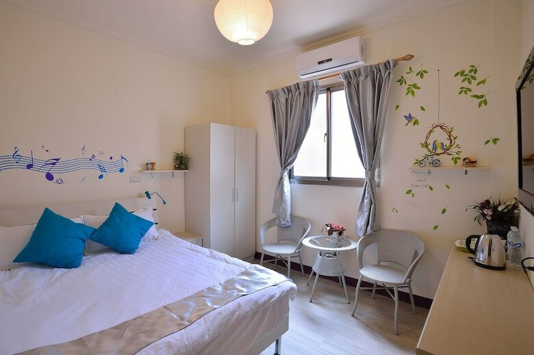 Bed & Breakfast Ding Ding B & B