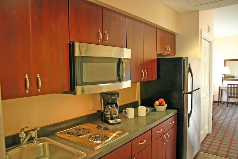 Monte Carlo Suites