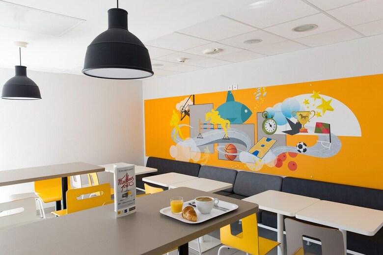 Hotel H�tel Premi�re Classe Chartres Barjouville
