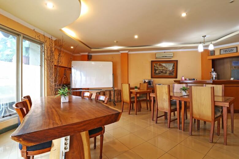 Hotel Arlya Guesthouse