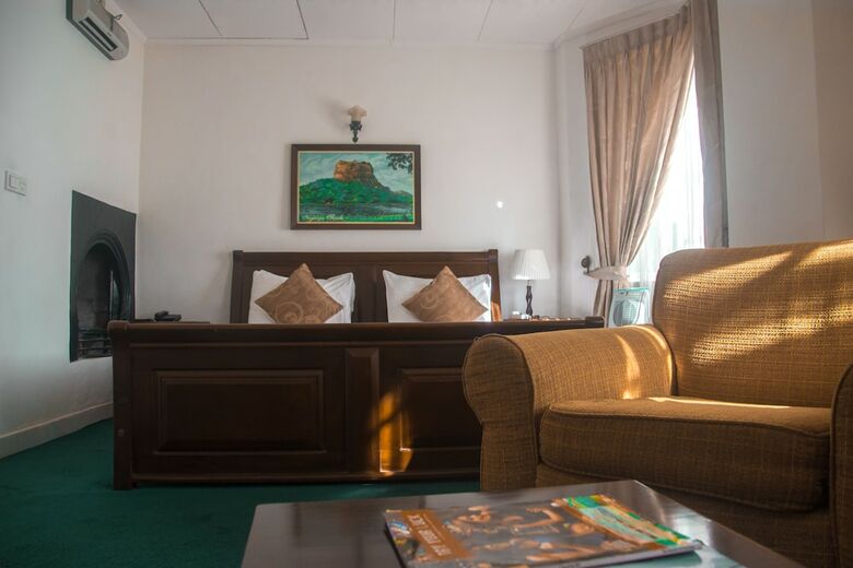 The Rock Hotel