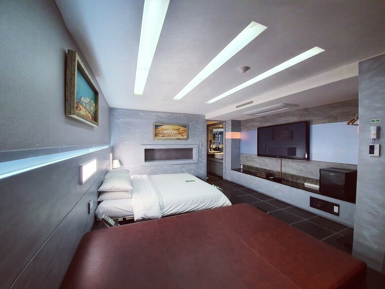 Friendly Dh Naissance Hotel By Mindrum Group