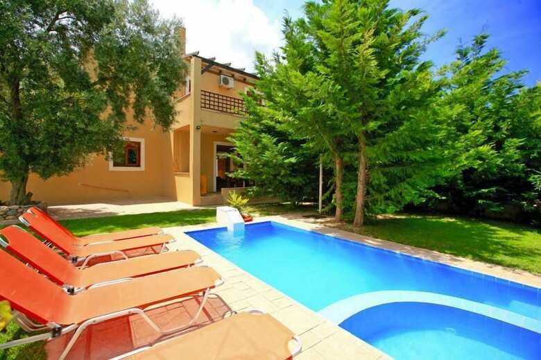 Uphoria Villas
