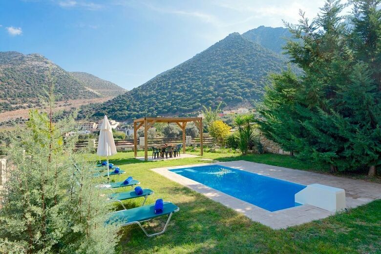 Uphoria Villas